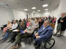 Imatge de sala de jornada en què hi han assistit un centenar de professionals